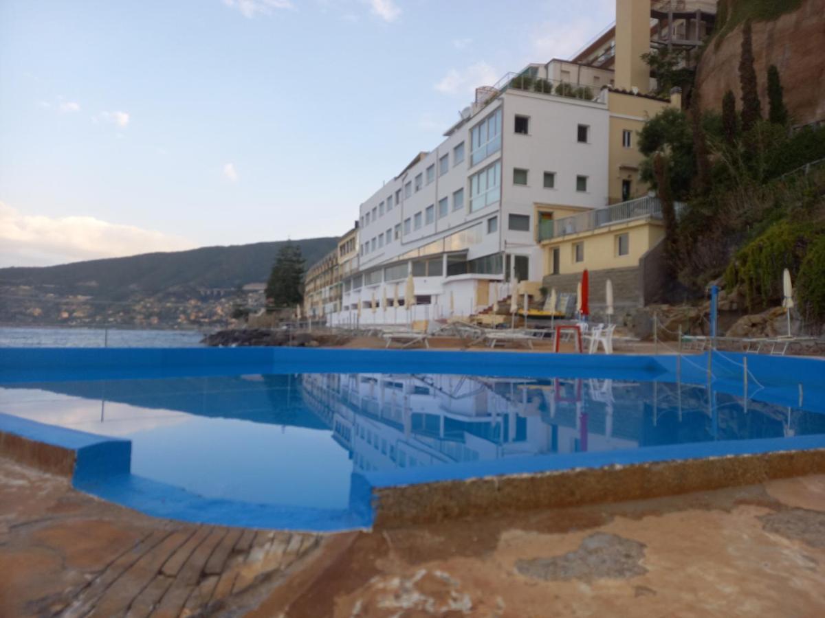 אוספדלטי Hotel La Perla Del Capo מראה חיצוני תמונה